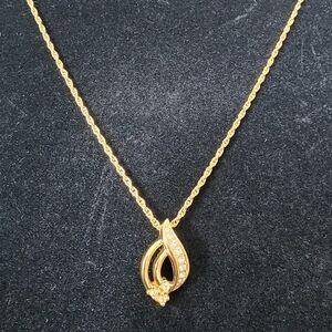 Auth DIOR Vintage Gold Chain and Pendant Necklace